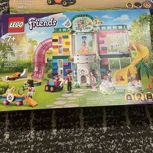 LEGO Friends Pet day-care center 41718